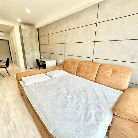 в аркадии - Arcadia Sky Apartment *